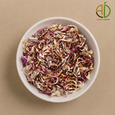 Dehydrated onion flakes