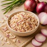 Dehydrated onion flakes